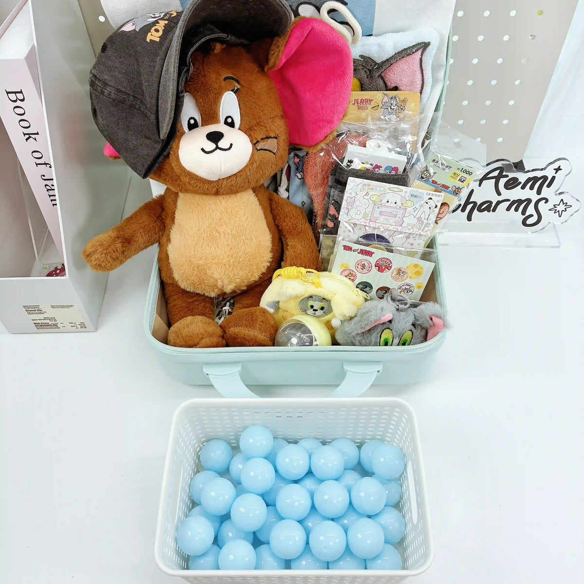 A 14-Inch Suitcase Mystery Gift Box